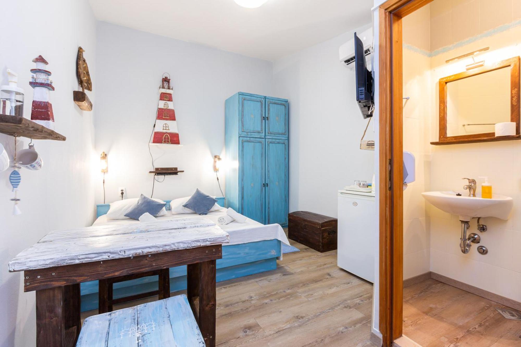 Rooms & Studio Apartments By The Way Baška Eksteriør billede